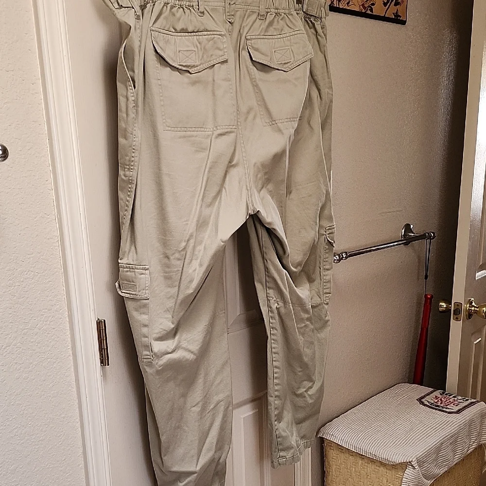Liz & Me Women's Cargo Pants - Khaki - Picture 4 of 7